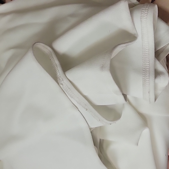 Xscape cream gown Size 12 - Picture 11 of 16